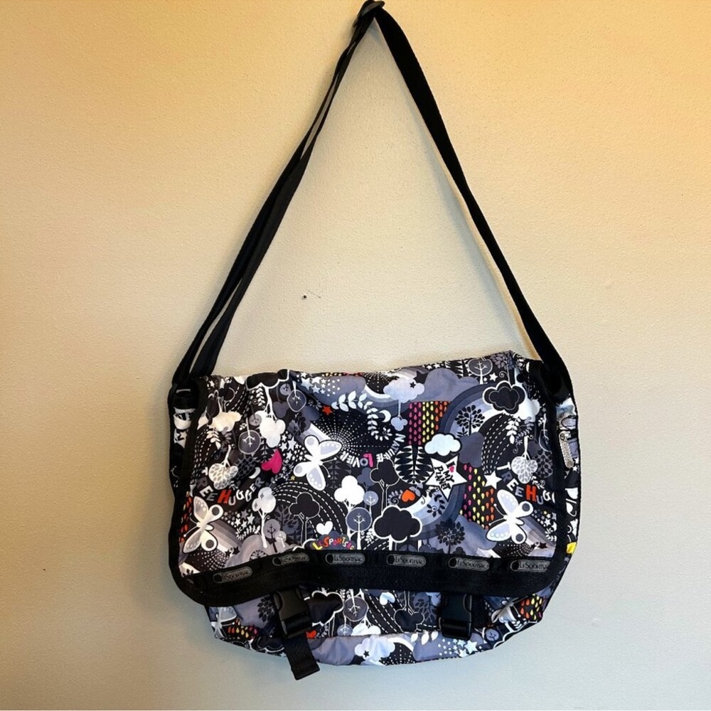 Lesportsac Nature Lover Messenger Bag Black. Like new